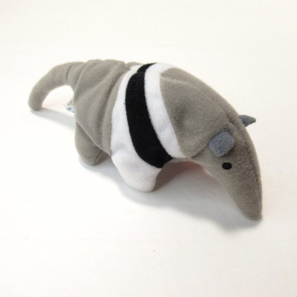 Catnip Antsy the teenie Anteater - Picture 1 of 4